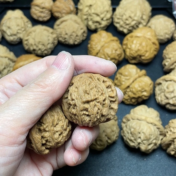 文玩核桃吊坠?狮子