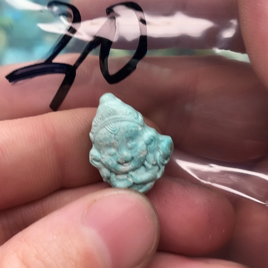 未镶嵌绿松石颈饰