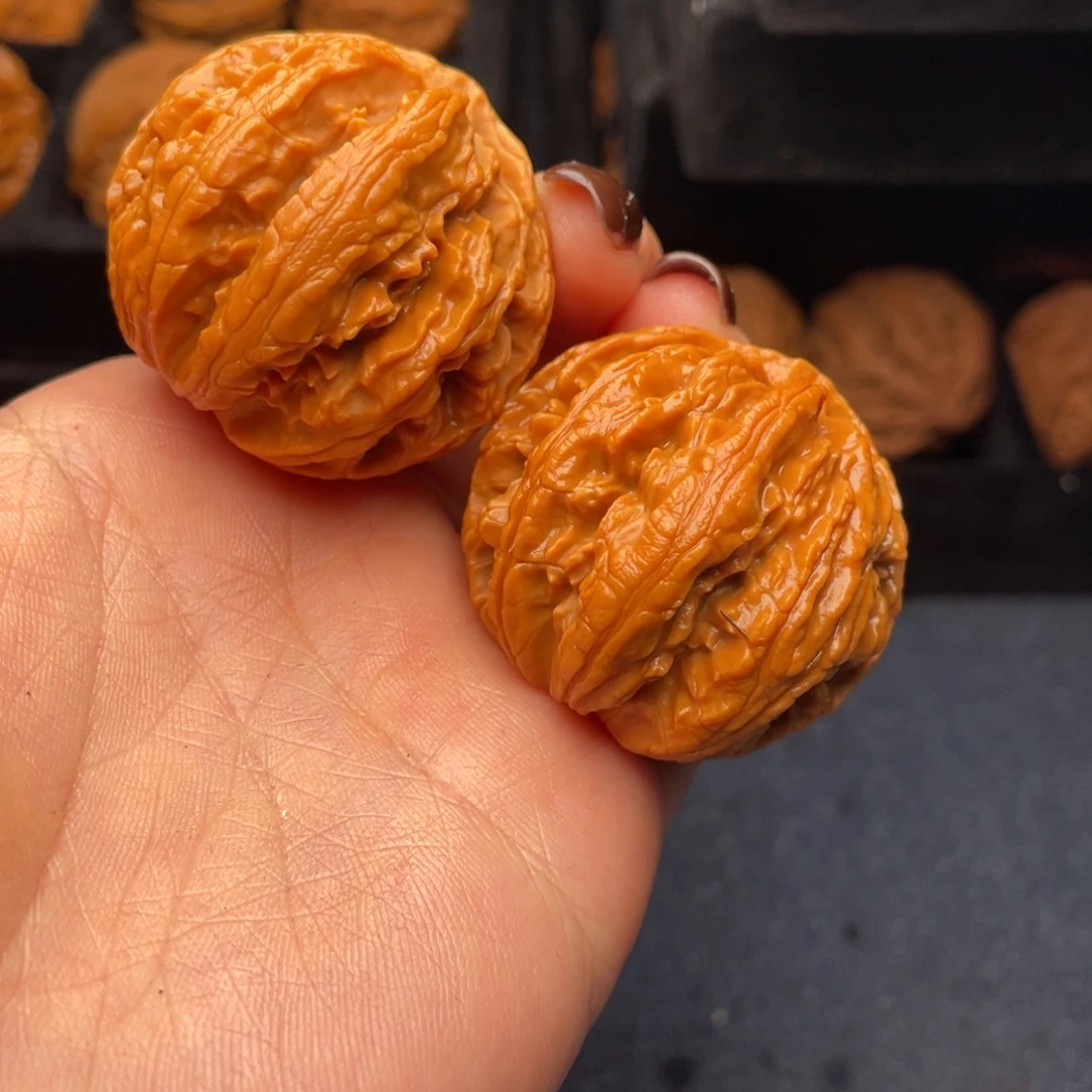 一***灯吊坠桃核秦岭核桃49