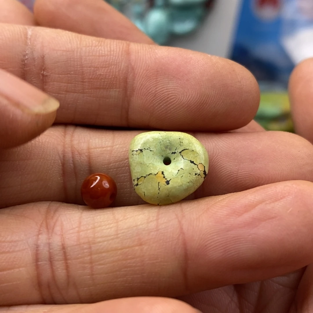 南红玛瑙未镶嵌珠宝半成品