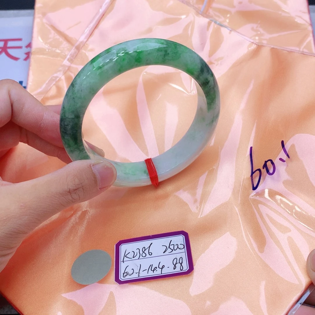 未镶嵌手镯翡翠翡翠