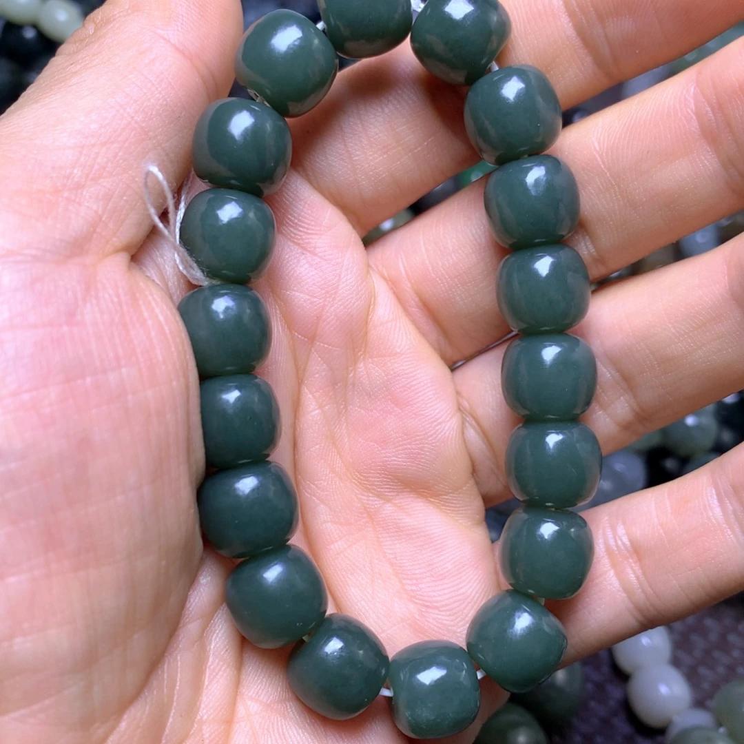 和田玉未镶嵌手串12