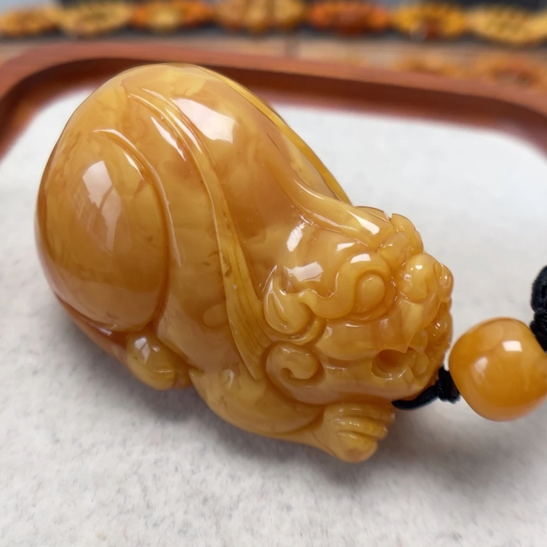 蜜蜡未镶嵌颈饰蜜蜡