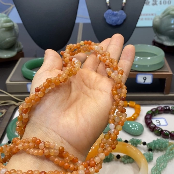 幸***福未镶嵌手镯石英岩玉