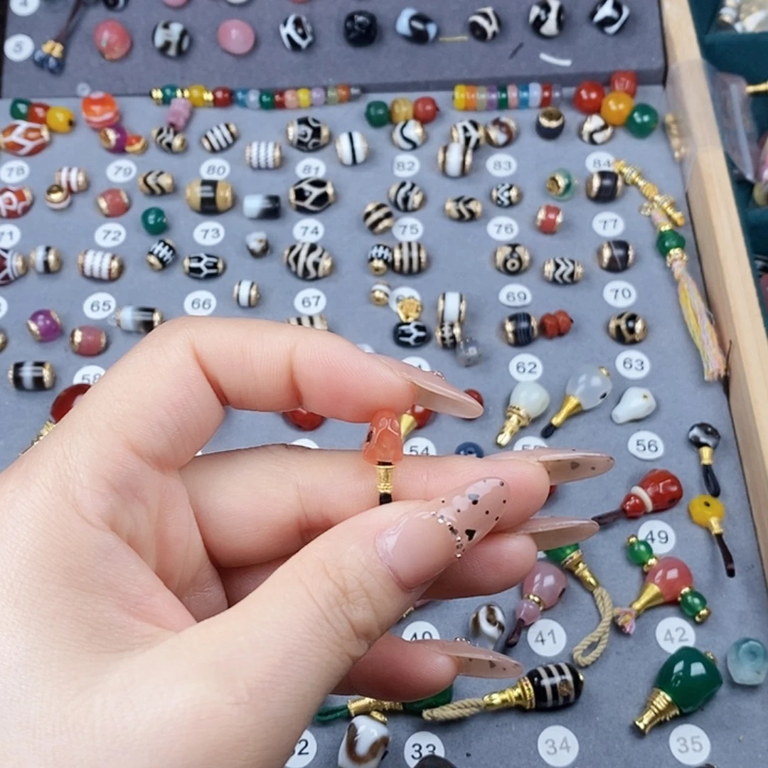 玛瑙/玉髓未镶嵌饰品