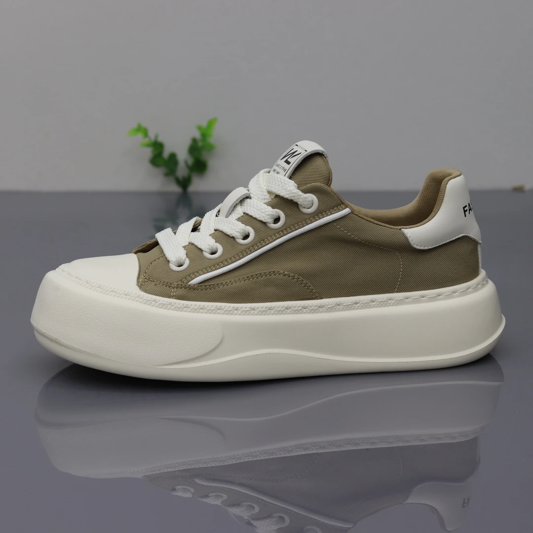 夏季新款男士时尚休闲鞋百搭轻奢厚底透气布鞋低帮开车男鞋潮鞋