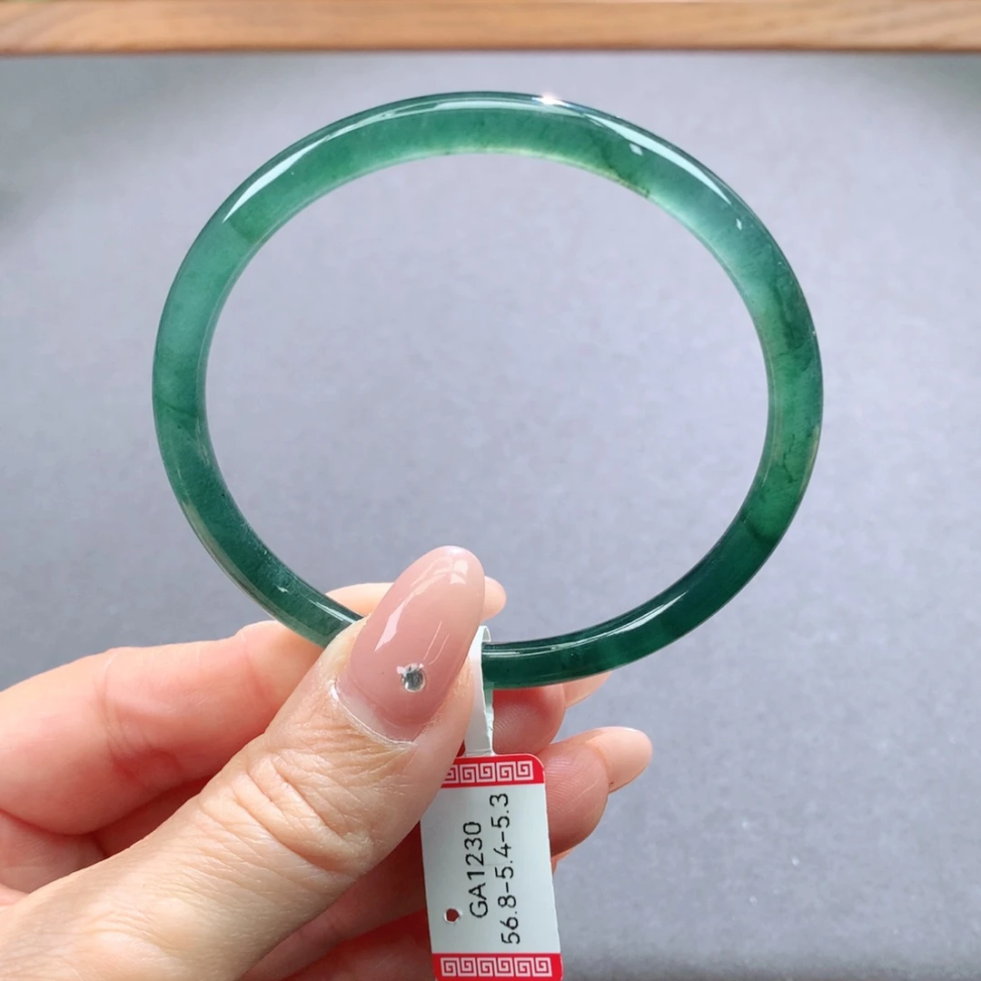 翡翠手镯未镶嵌天然翡翠手镯叮当镯