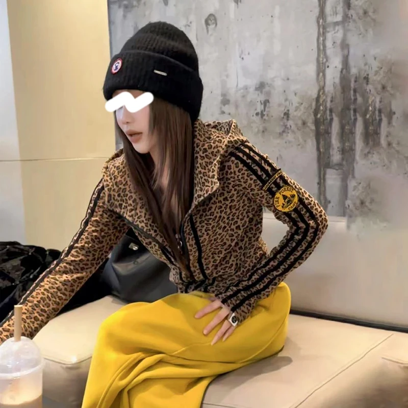 秋季新款修身复古豹纹印花连帽卫衣洋气时髦拉链开衫长袖外套上衣