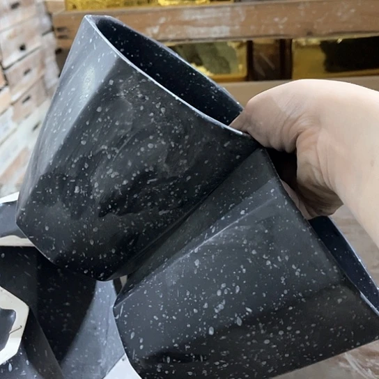 多肉绿植陶瓷花盆9.9包邮，有孔