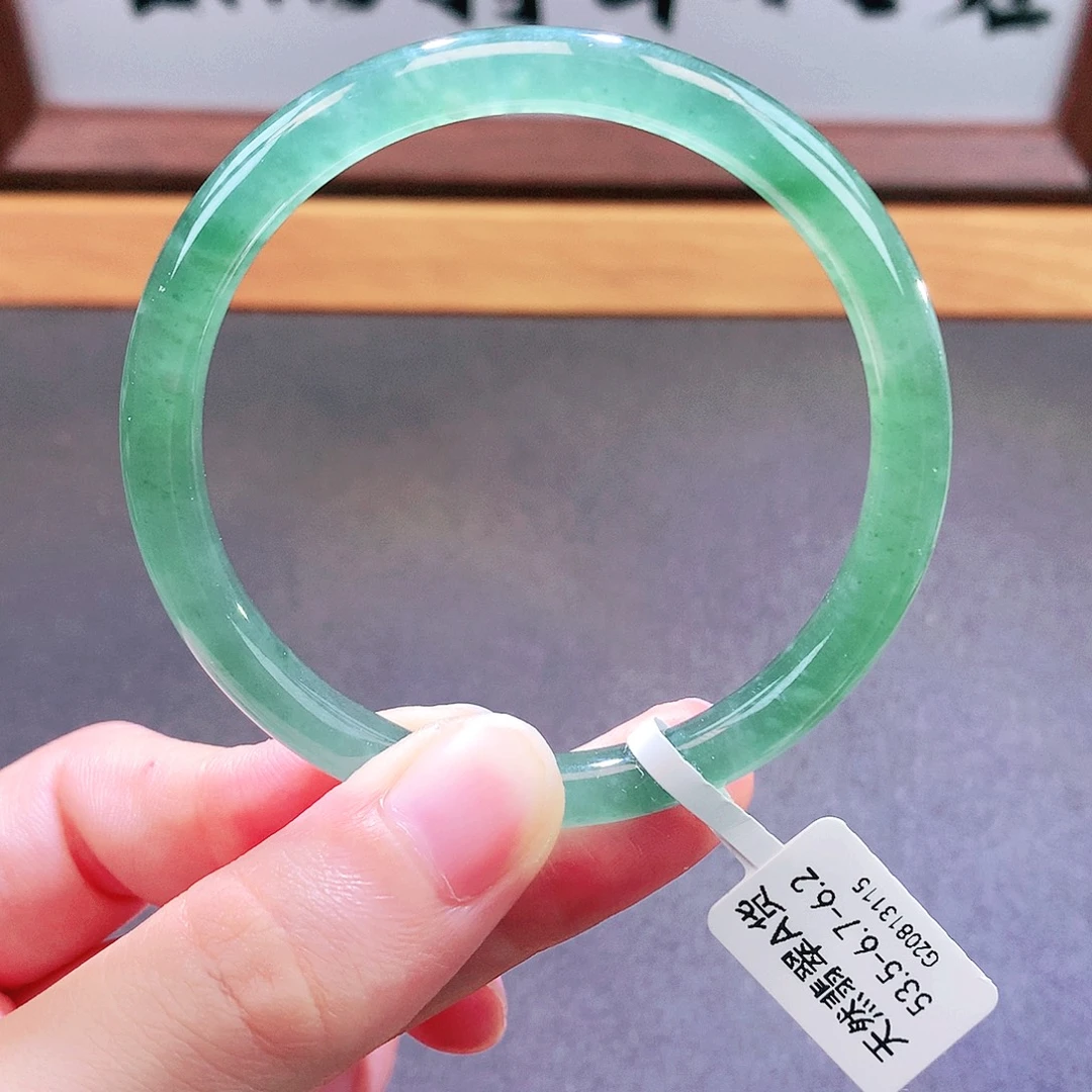 翡翠未镶嵌手镯天然翡翠