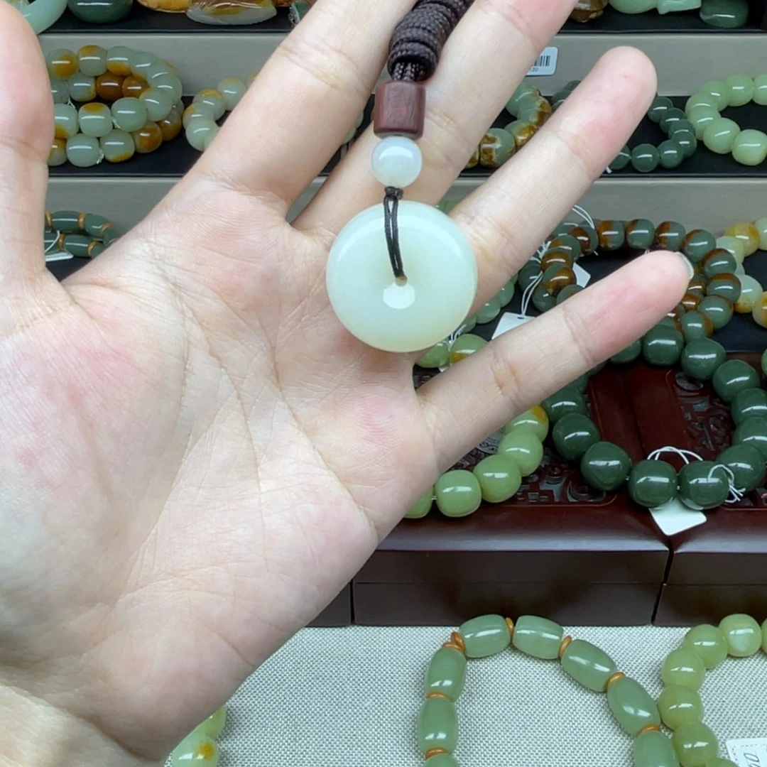 和田玉（糖玉）未镶嵌手链