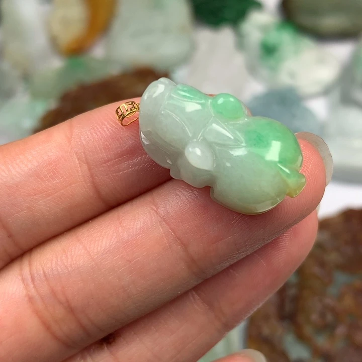定制翡翠未镶嵌翡翠