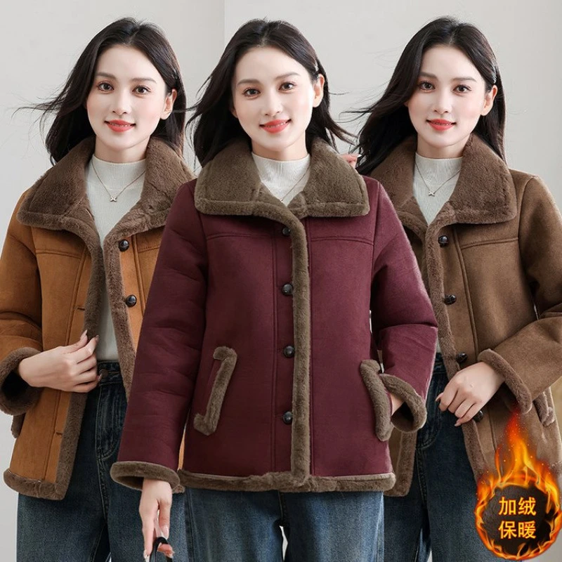 中老年妈妈女装时尚洋气减龄加绒保暖外套宽松显瘦遮肚秋冬新款