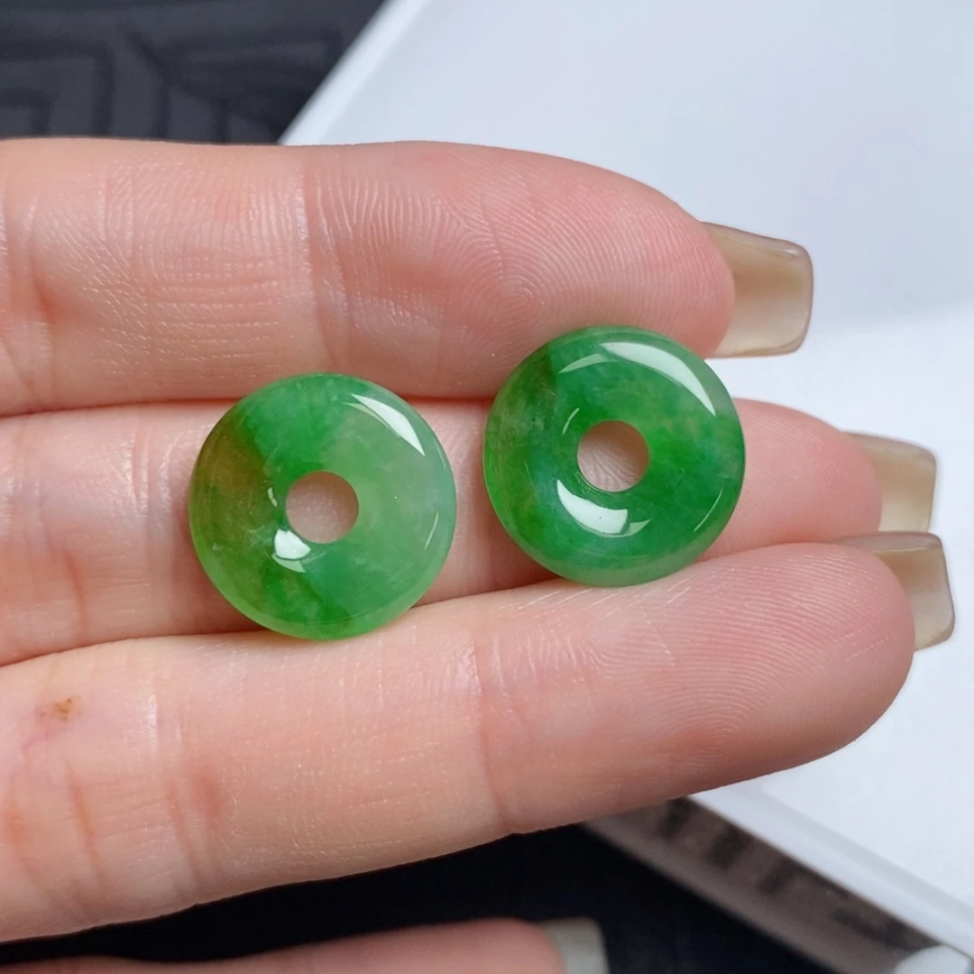 翡翠未镶嵌耳饰黄加绿甜甜圈