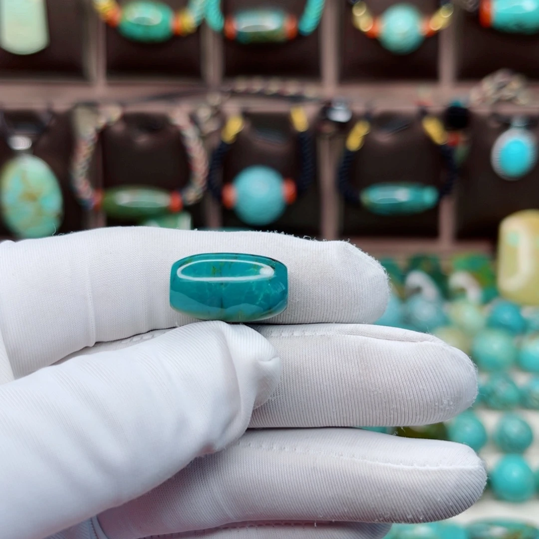 绿松石未镶嵌原矿