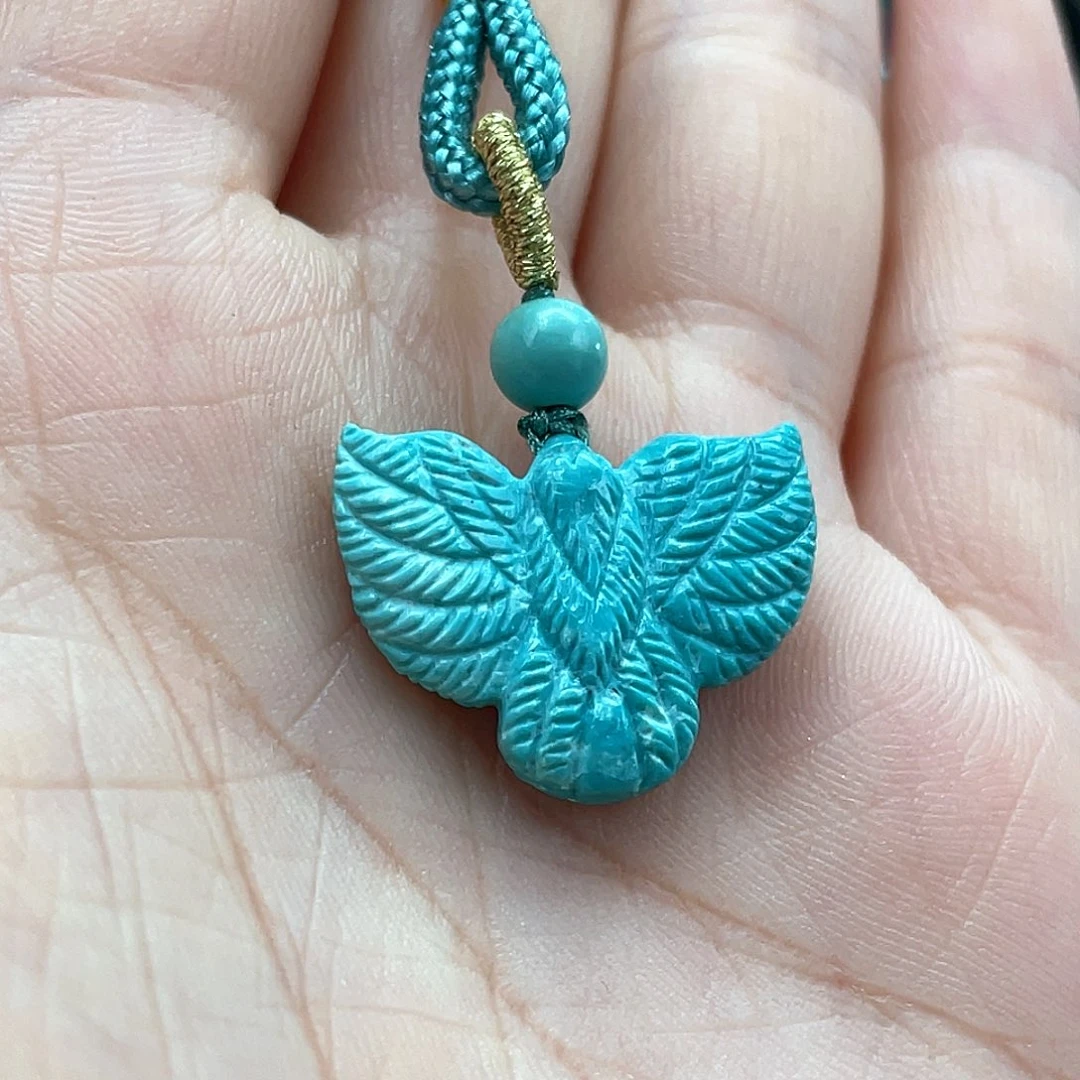 绿松石未镶嵌颈饰