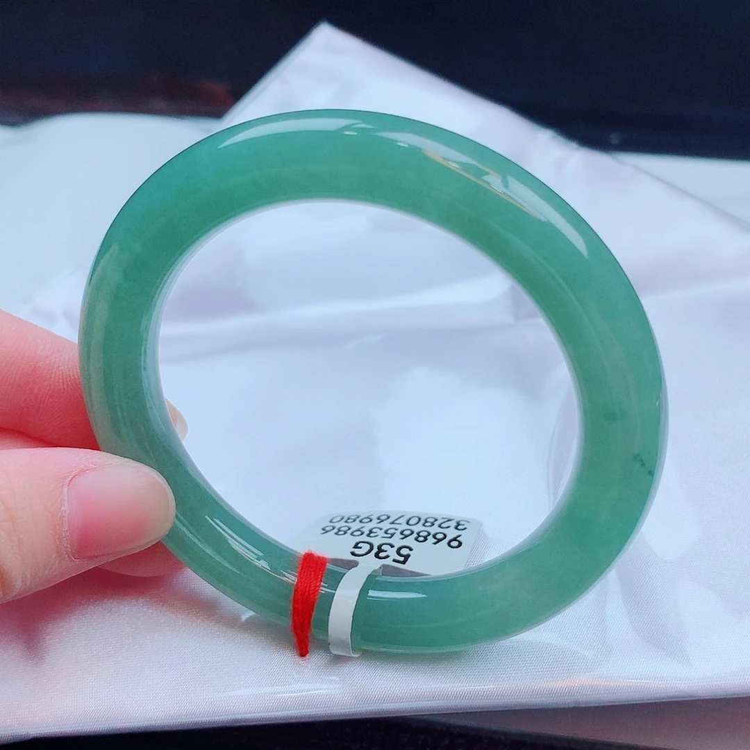 翡翠未镶嵌手镯缅甸天然翡翠A货手镯