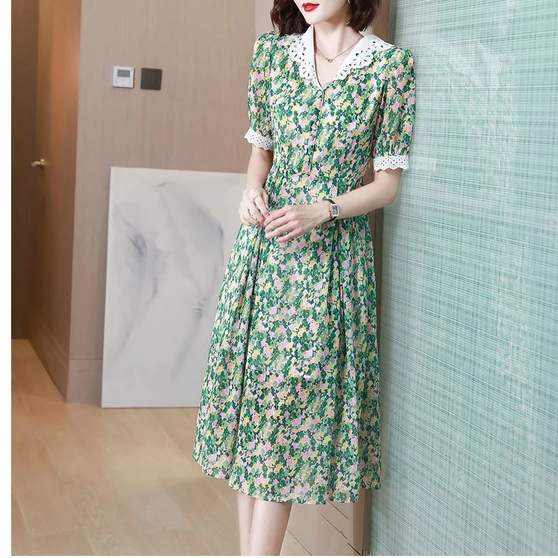 70110连衣裙女短袖2025夏装新款气质减龄V领雪纺碎花裙子