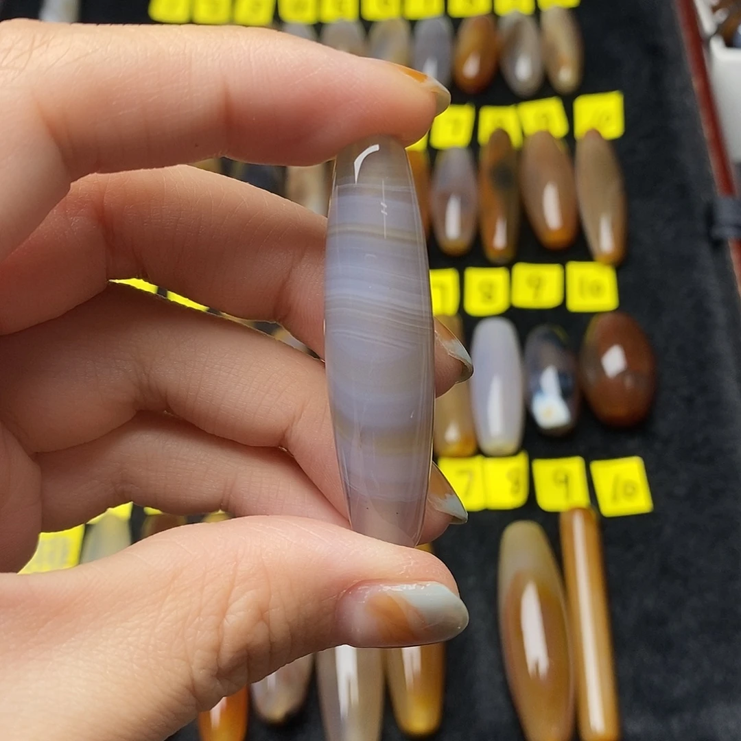 喵***玛瑙/玉髓未镶嵌颈饰