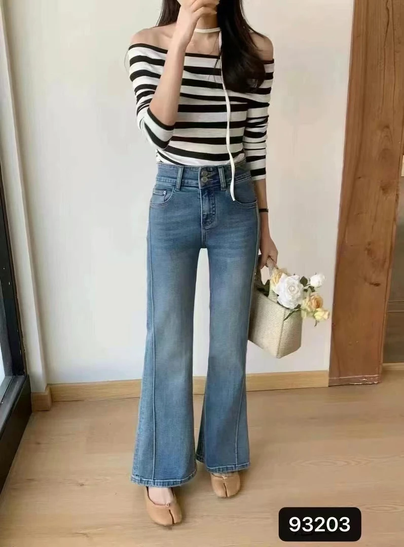 聚彩jucai【早春新款小个子微喇叭显瘦收边牛仔裤】93202