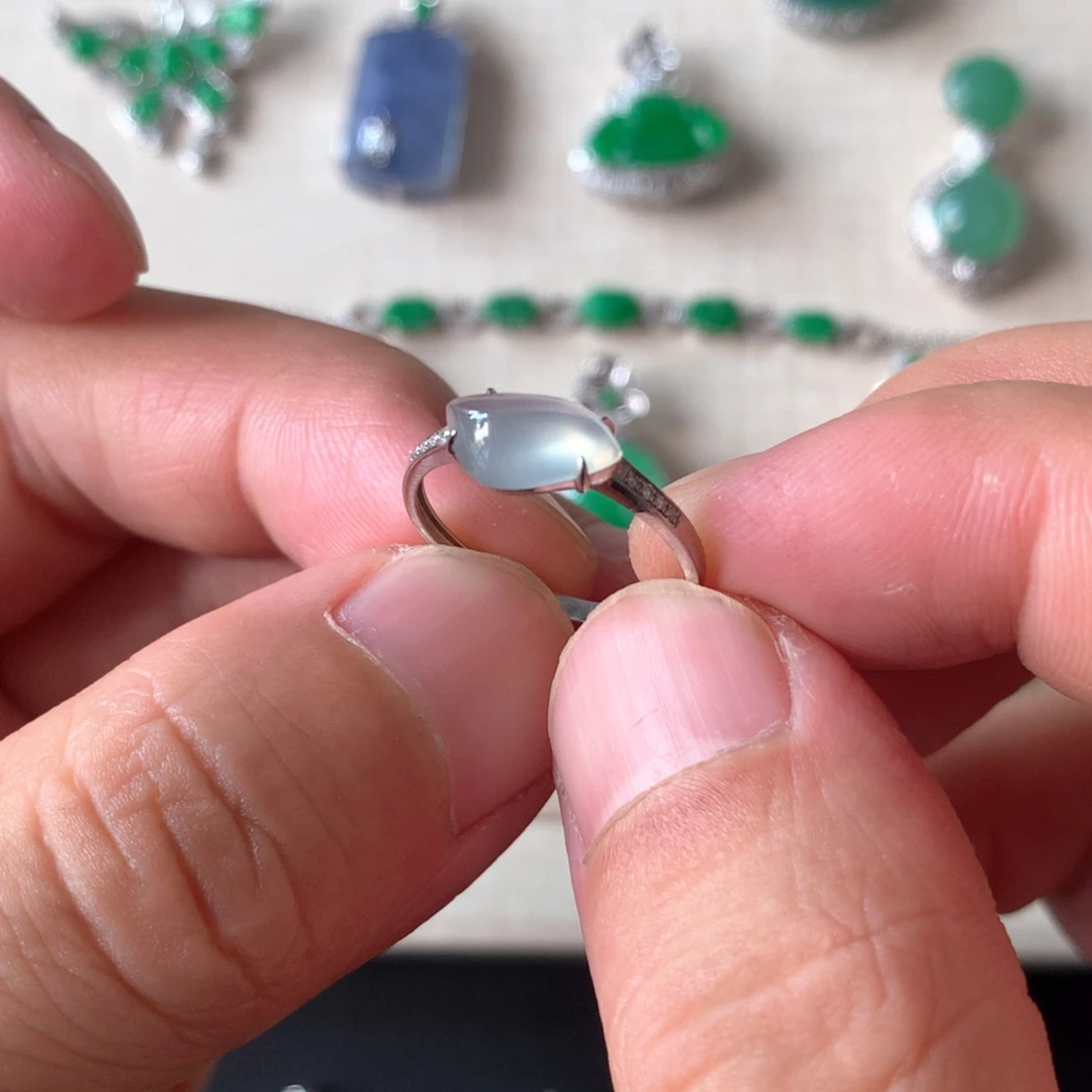 翡翠颈饰18K金镶嵌天然A货