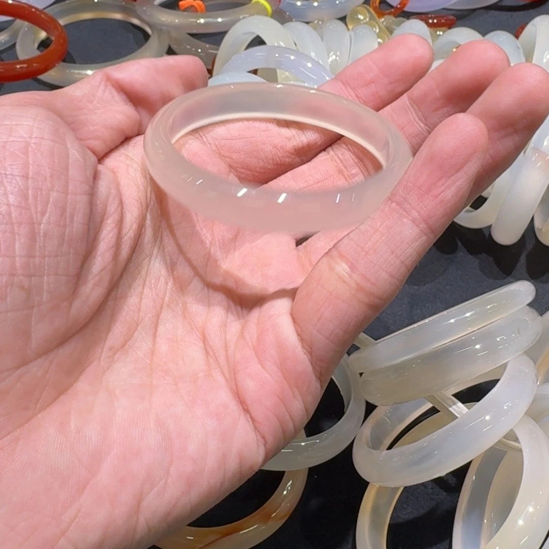 阿***）玛瑙/玉髓未镶嵌手镯03