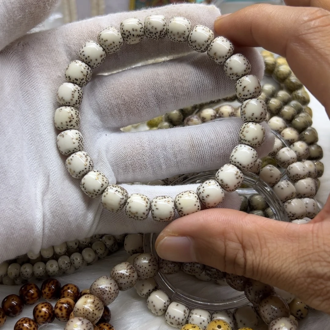 星月菩提吊坠同枝10.9大留白