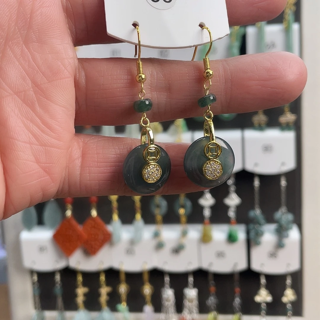 闲***鹤翡翠未镶嵌耳饰66