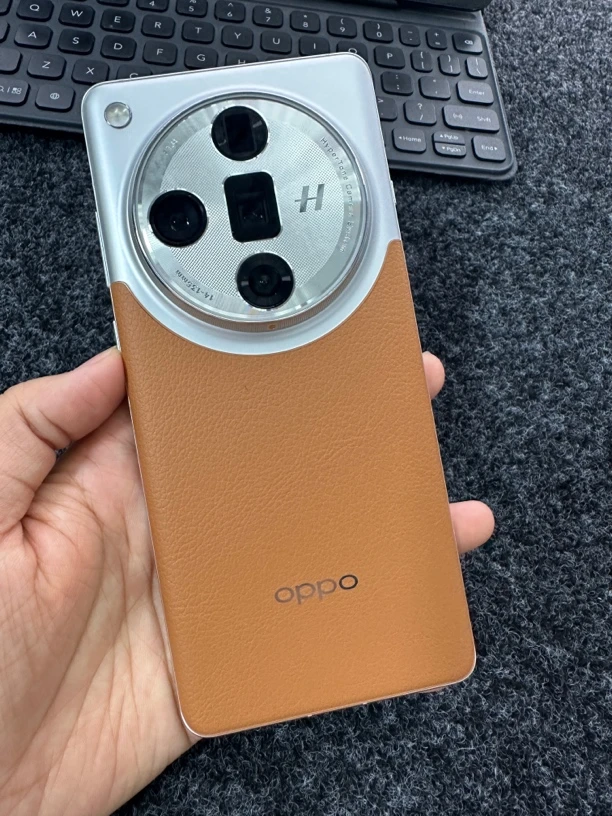 9新 OPPO Find X7Ultra  大漠银月  16+512g  原装无拆修
