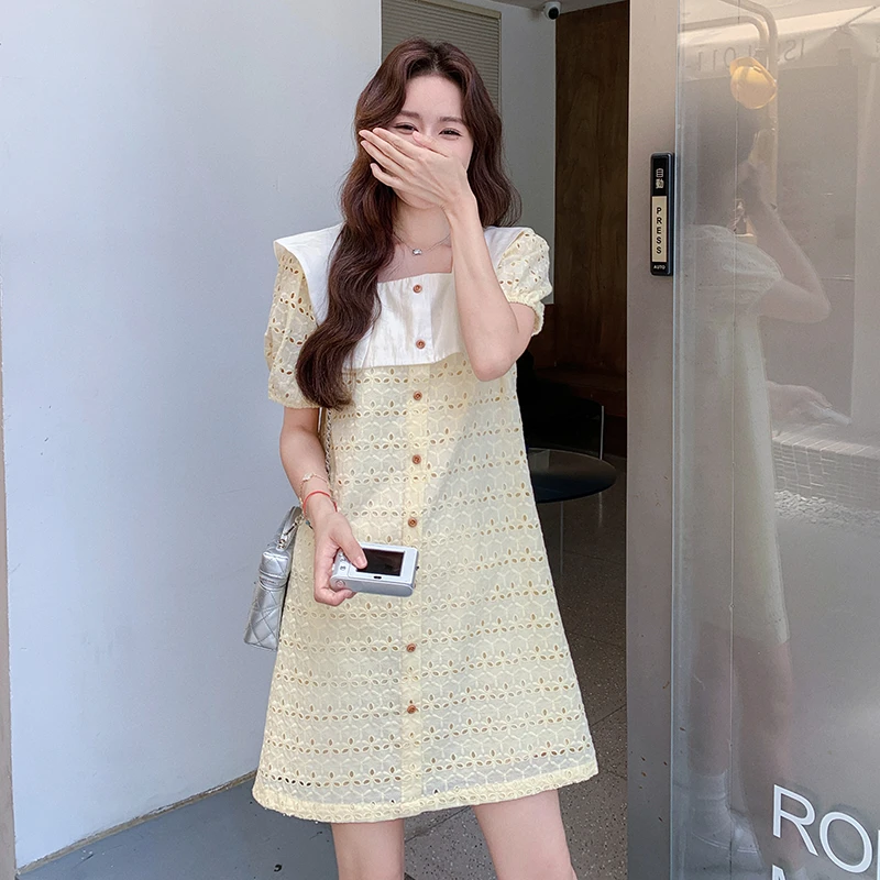 法式方领泡泡袖镂空连衣裙女夏2025新款小个子减龄短裙小香风裙子
