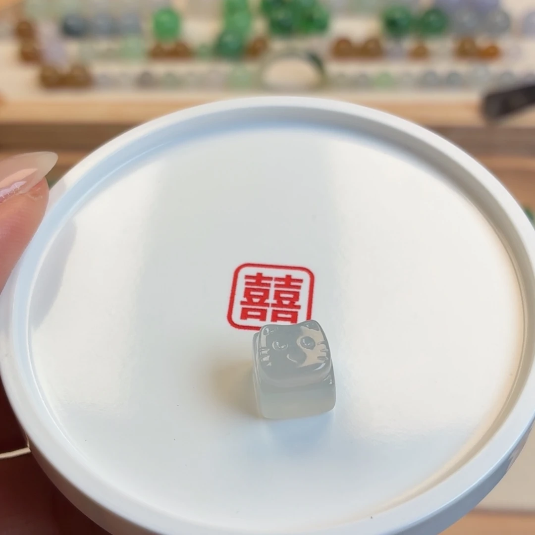 翡翠散珠心猫方珠