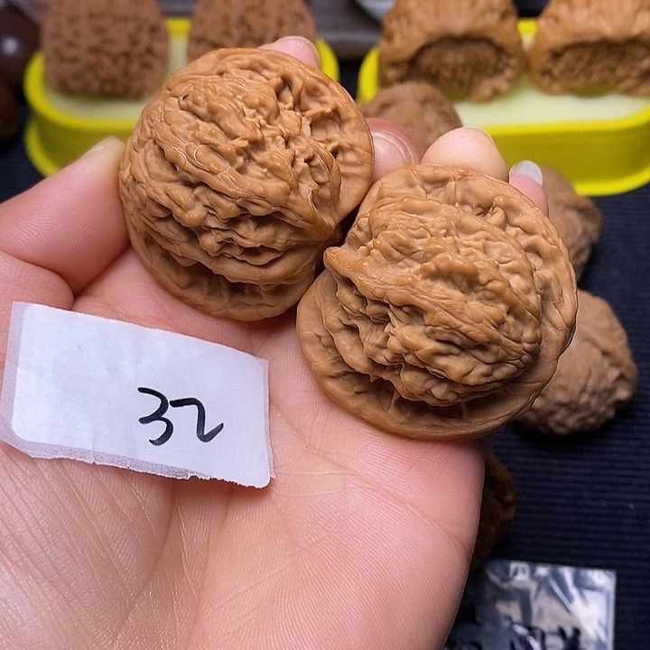 核桃手把件44虎头38