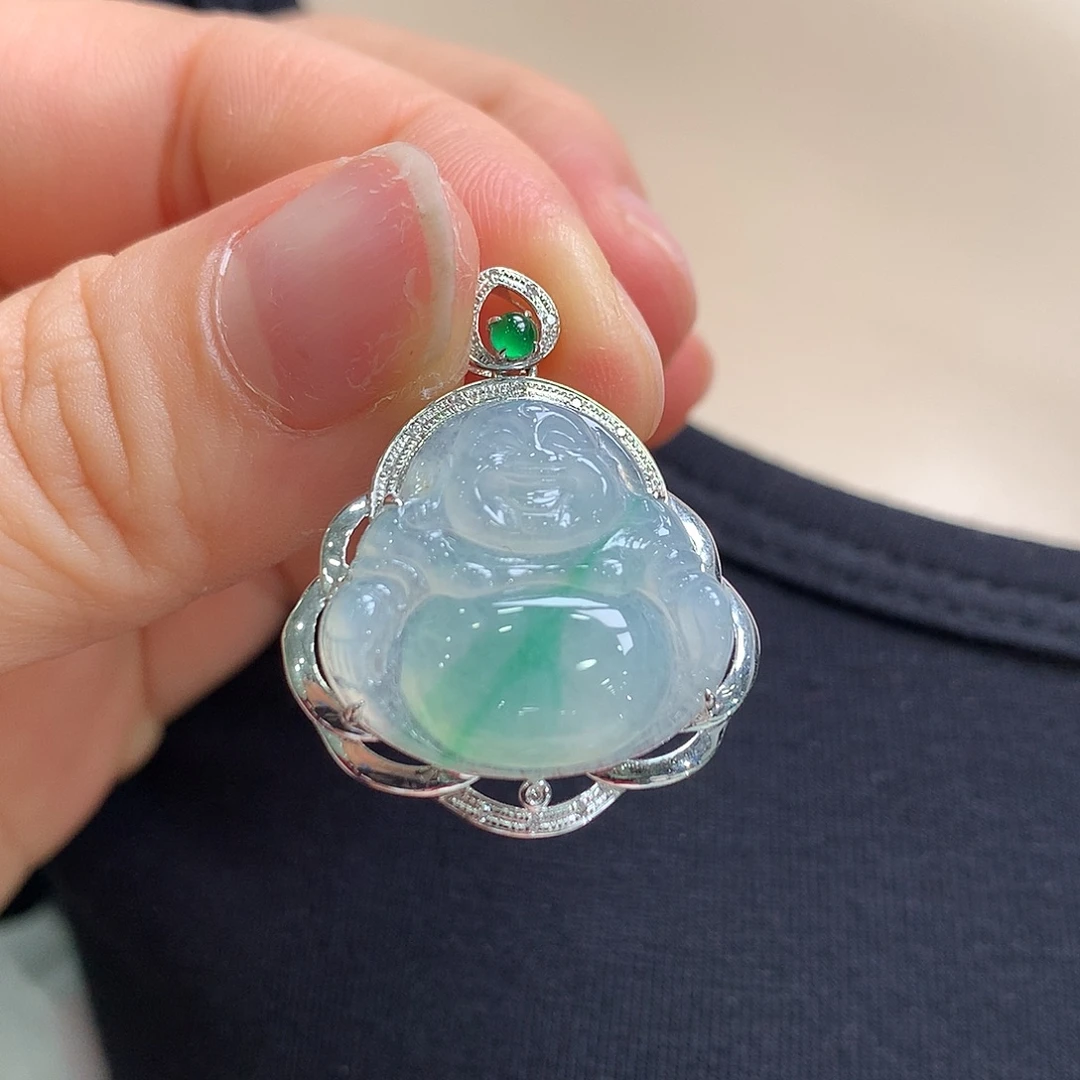 翡翠18K金镶嵌颈饰佛公