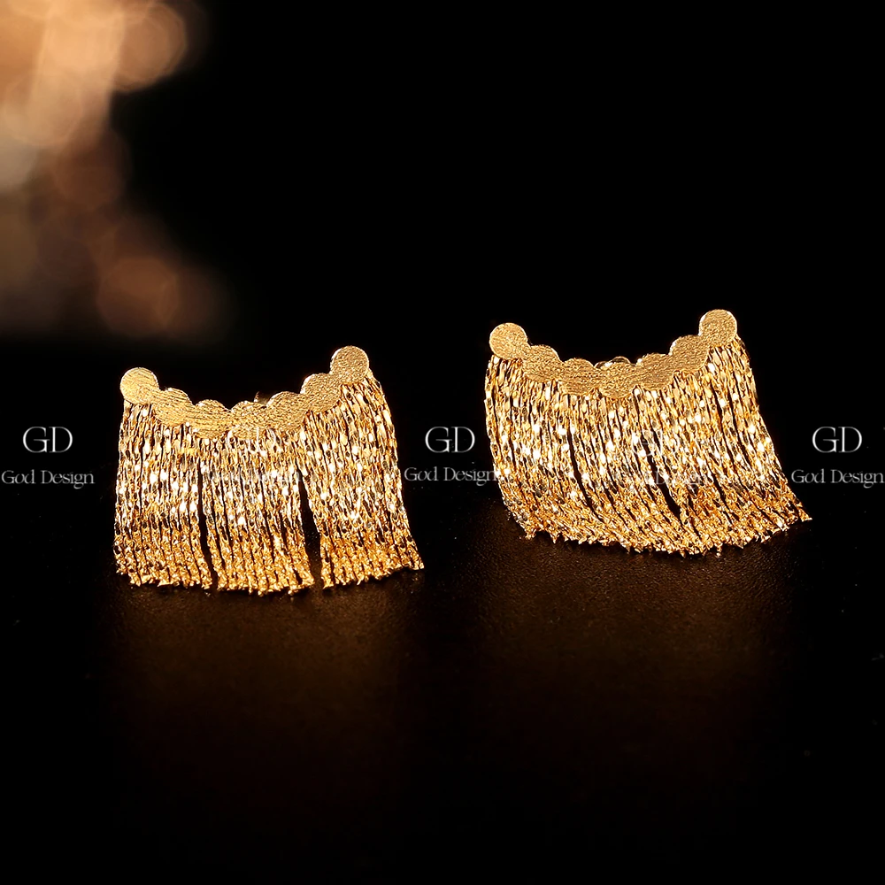 【巧儿专属】18k金经典微笑睫毛弯弯流苏耳饰 轻奢时尚百搭