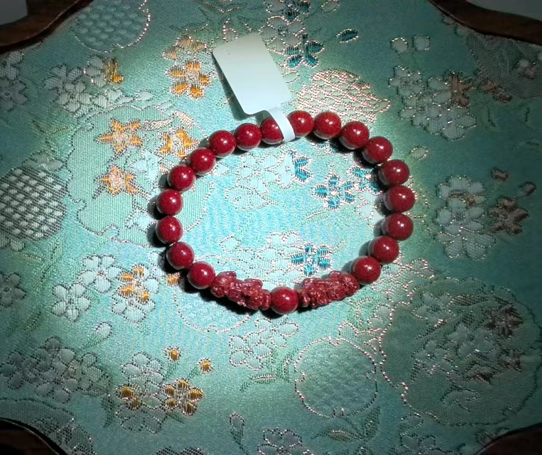 含辰砂工艺品貔貅  单圈手串（无礼盒）909