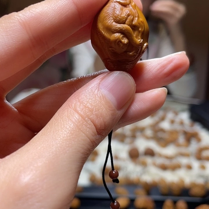 橄榄核吊坠橄榄 猴