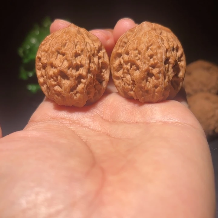 文玩核桃吊坠文玩核桃吊坠吸金兽34