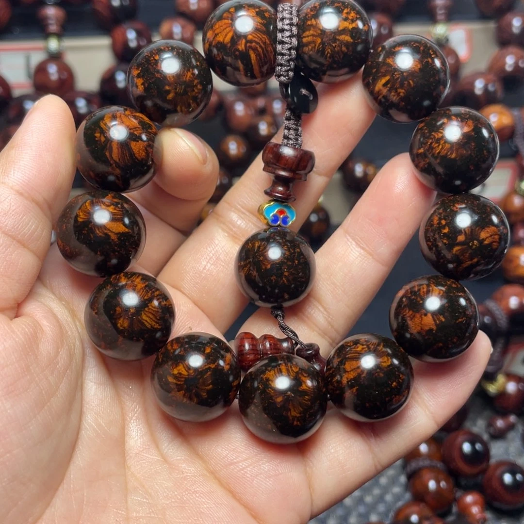 肖****花梨木类1.8爆满烟花