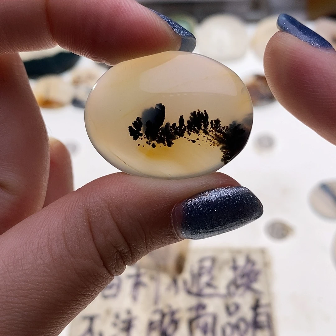 未镶嵌玛瑙/玉髓珠宝奇石