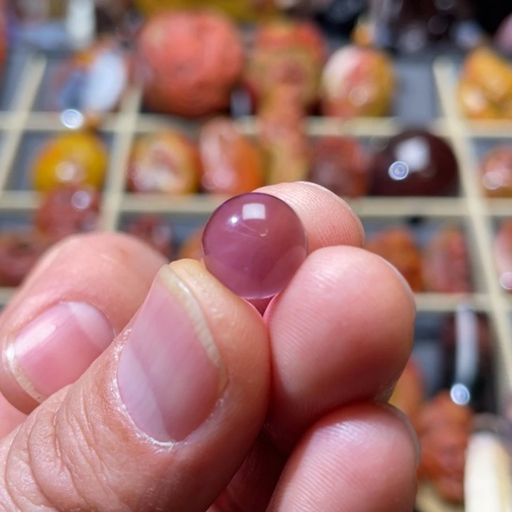 紫晶紫水晶圆珠未镶嵌天****在