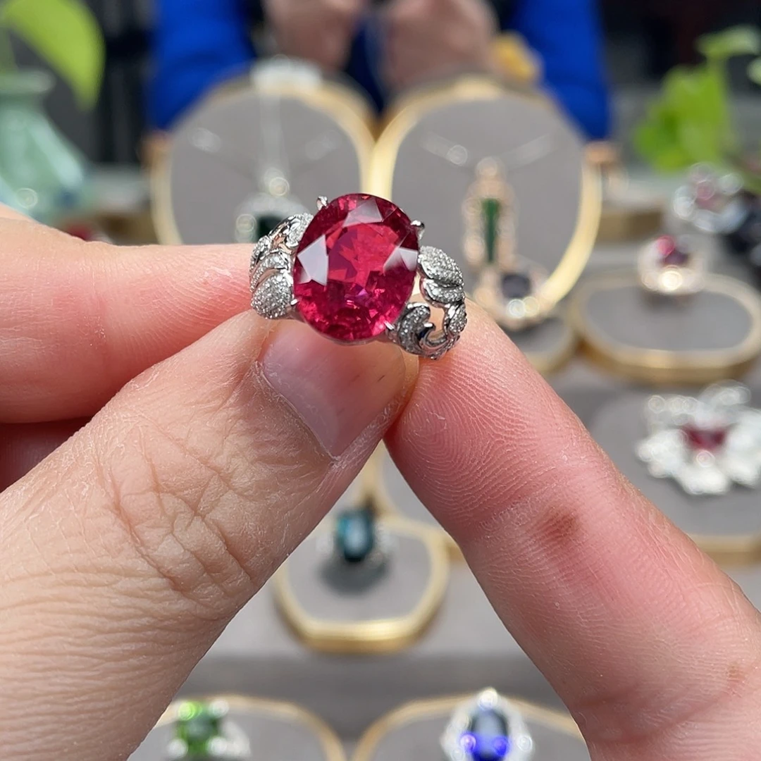 碧玺戒指18K金镶嵌7.7ct
