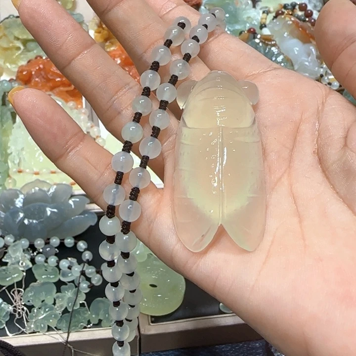 蛇纹石玉未镶嵌吊坠