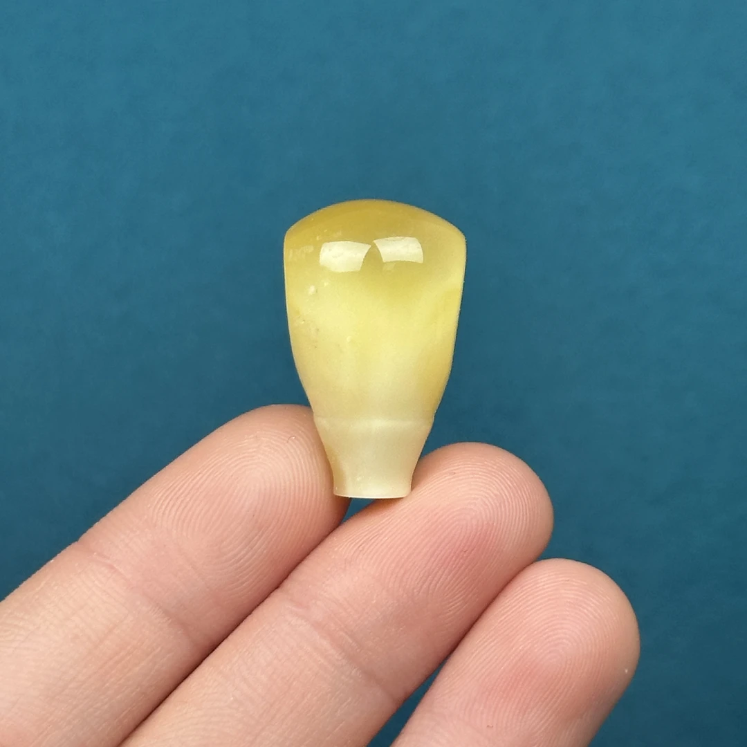 Z73-89天然原矿蜜蜡 鸡油黄三通 15*24*14mm支持复检假一罚十