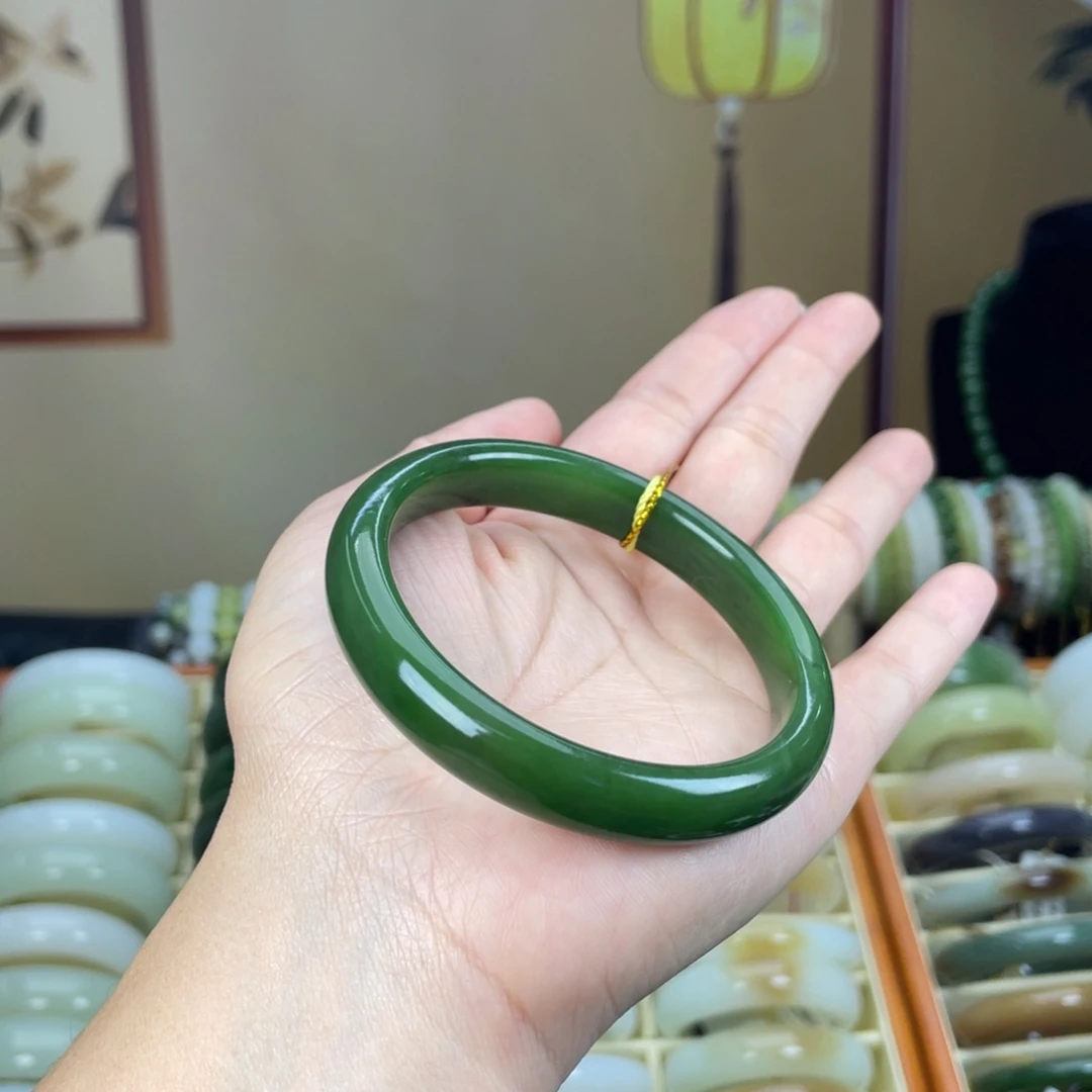 美***好和田玉未镶嵌手镯