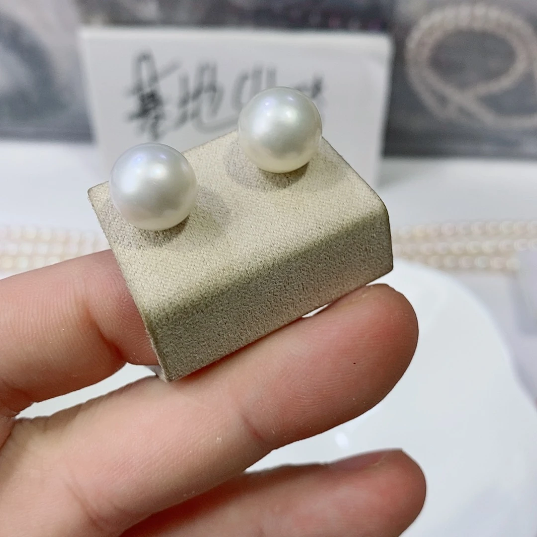 海水珍珠耳饰18K金镶嵌