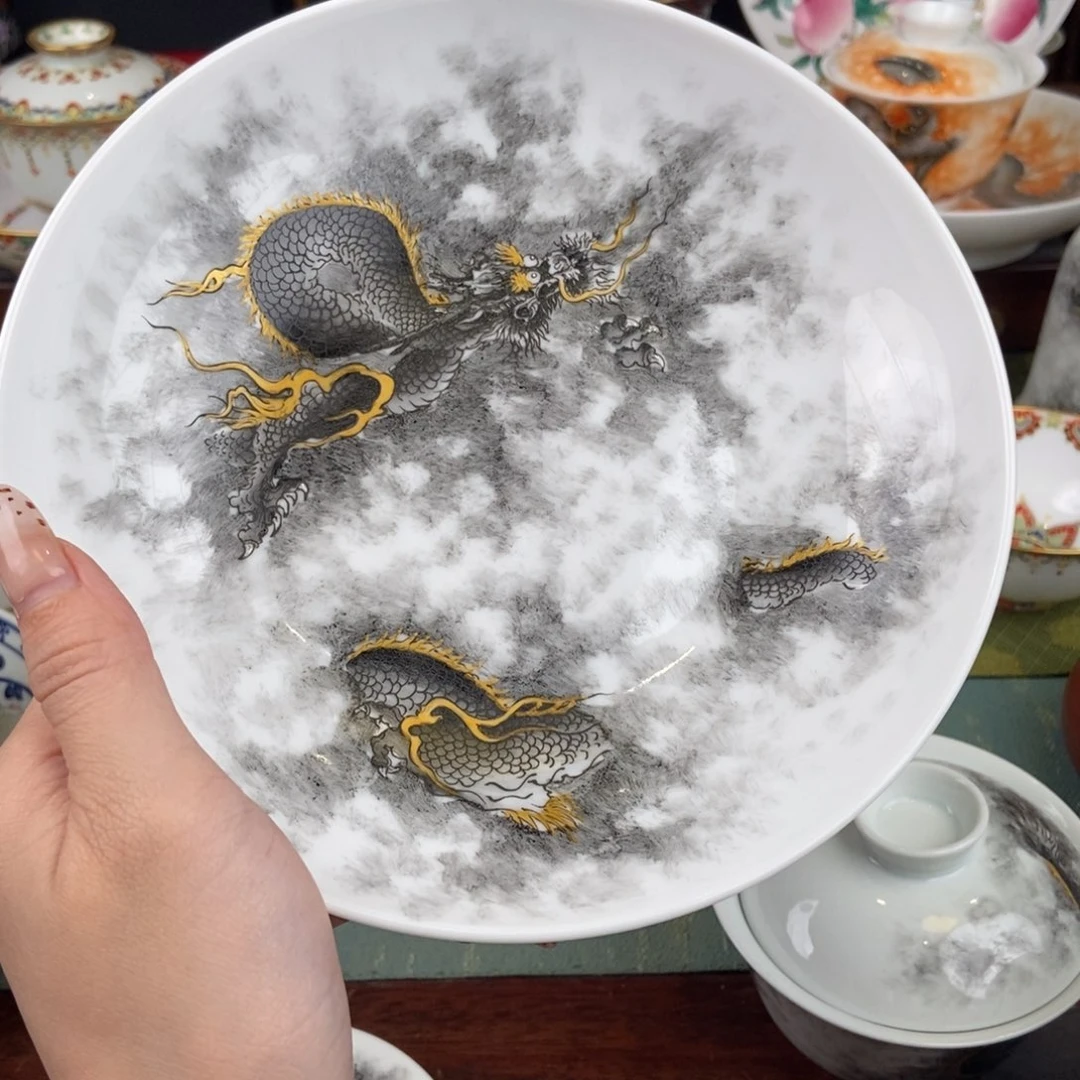 陶瓷的设计师是什么时候才