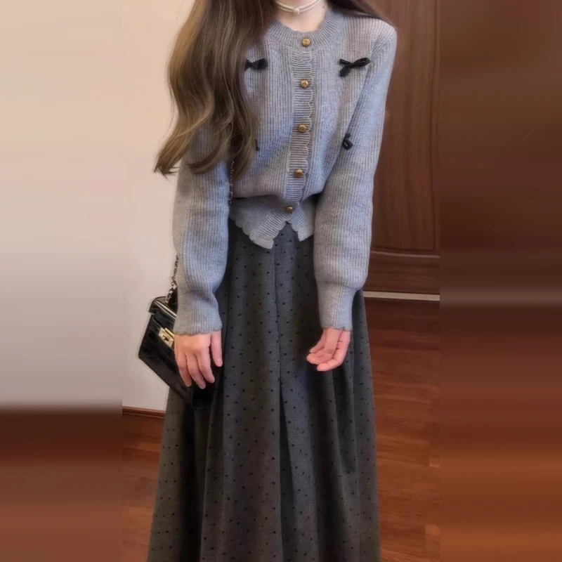 9109秋冬季新款灰色针织毛衣搭半身连衣裙新款女秋冬高级感套装