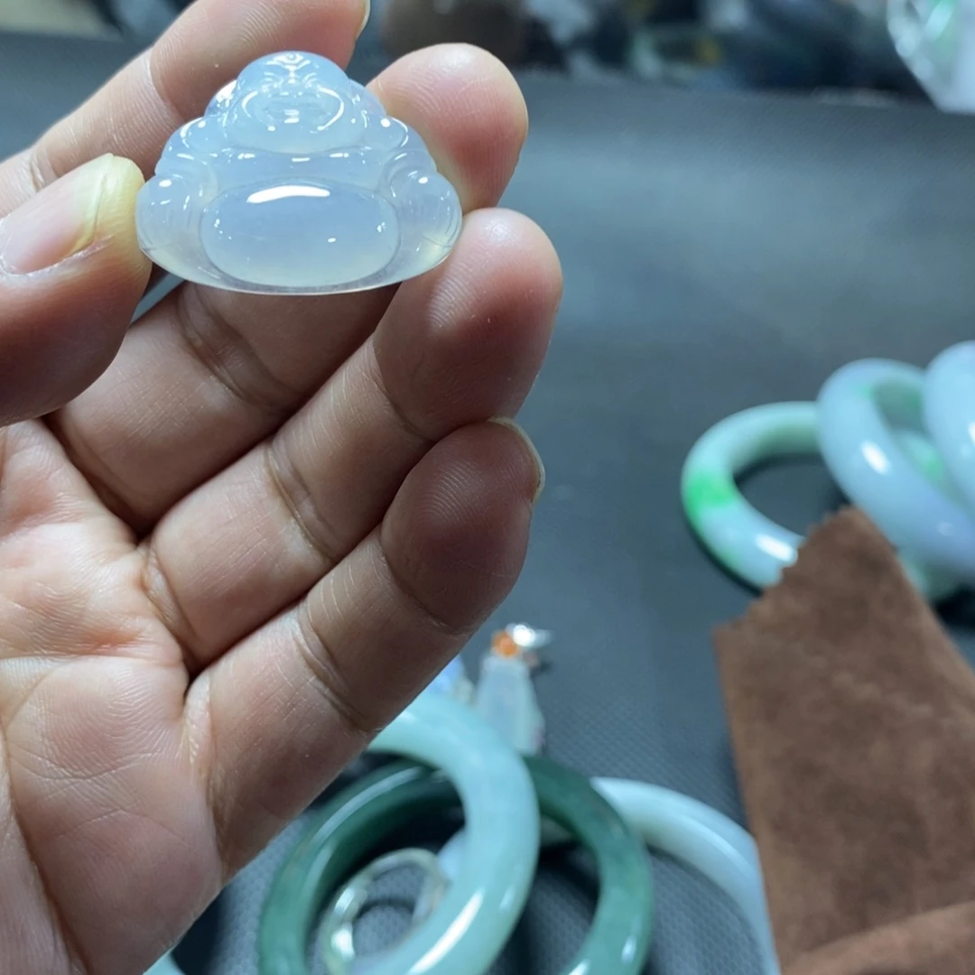 定制翡翠未镶嵌佛公