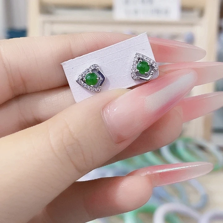 翡翠未镶嵌颈饰天然翡翠Ａ货