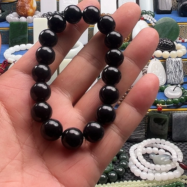 红***砖和田玉（墨玉）未镶嵌手链